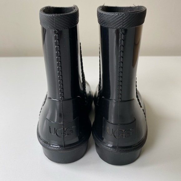UGG, Rahjee Rain Boot (Black) - Picture 2 of 3